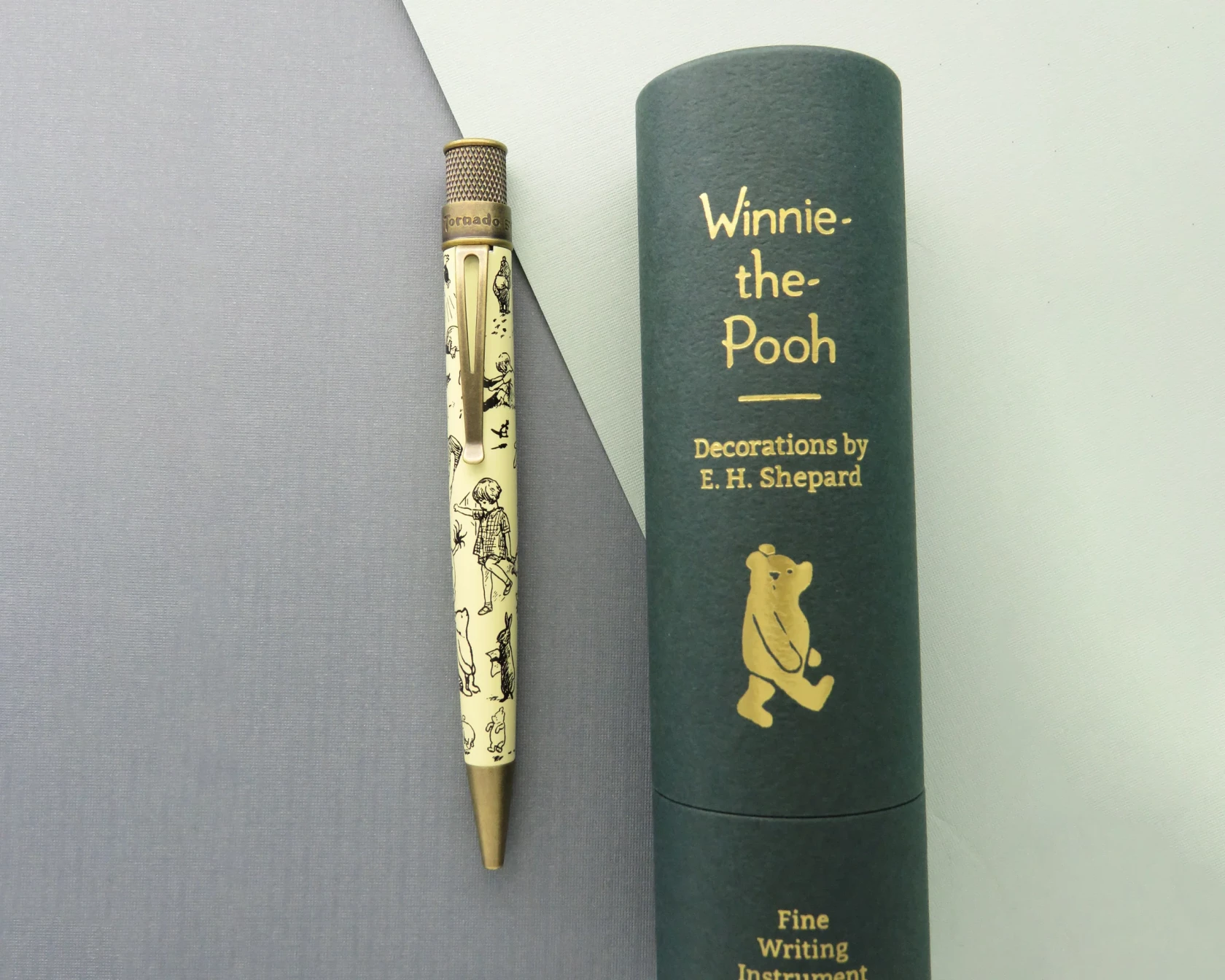 Retro 51 Tornado Rollerball Pen, A.A. Milne Winnie-the-Pooh 6 Retro 51 Tornado Rollerball Pen, A.A. Milne Winnie-the-Pooh - Image 4