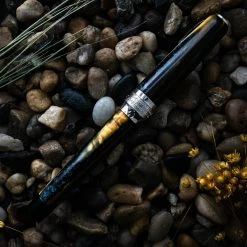 Pineider Arco Blue Bee Limited Edition Rollerball Pen 9 Pineider Arco Blue Bee Limited Edition Rollerball Pen -Pen Shop APC 08309 scaled